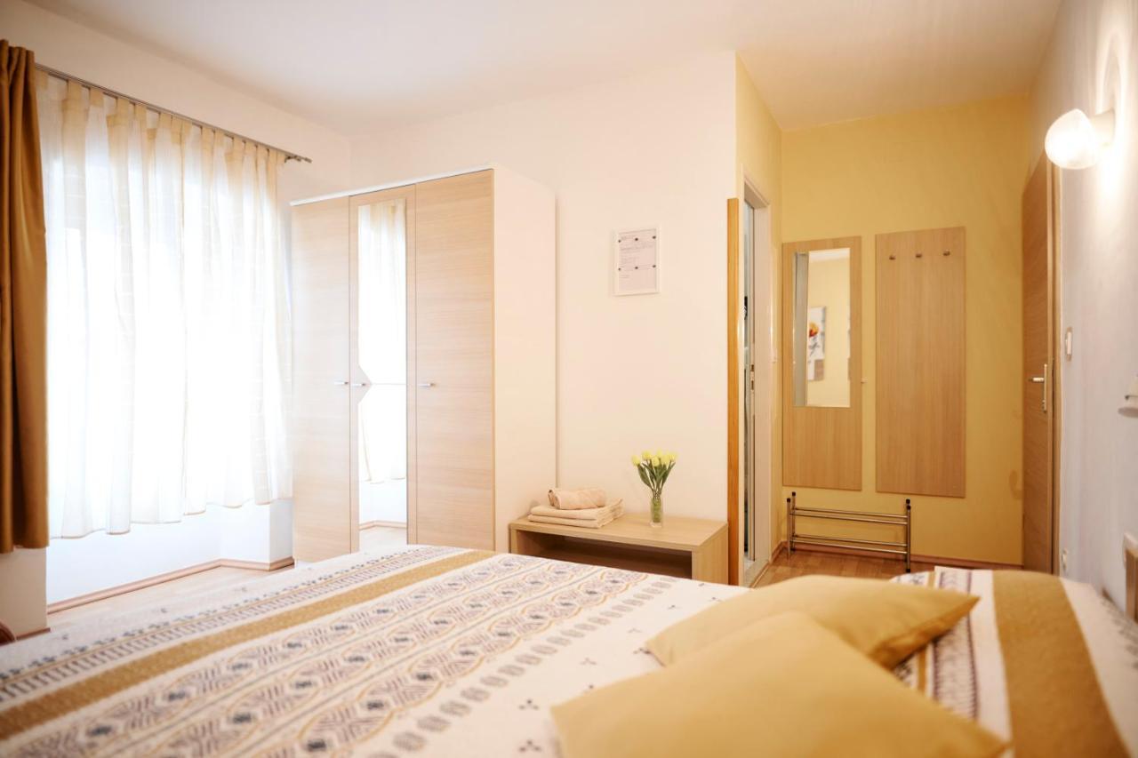 Guesthouse Villa Galovic Brseč Extérieur photo
