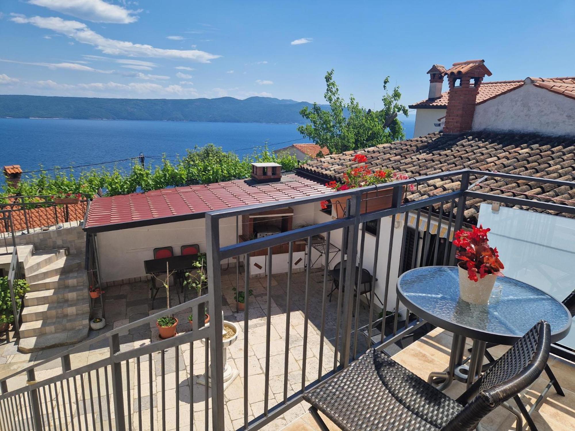 Guesthouse Villa Galovic Brseč Extérieur photo